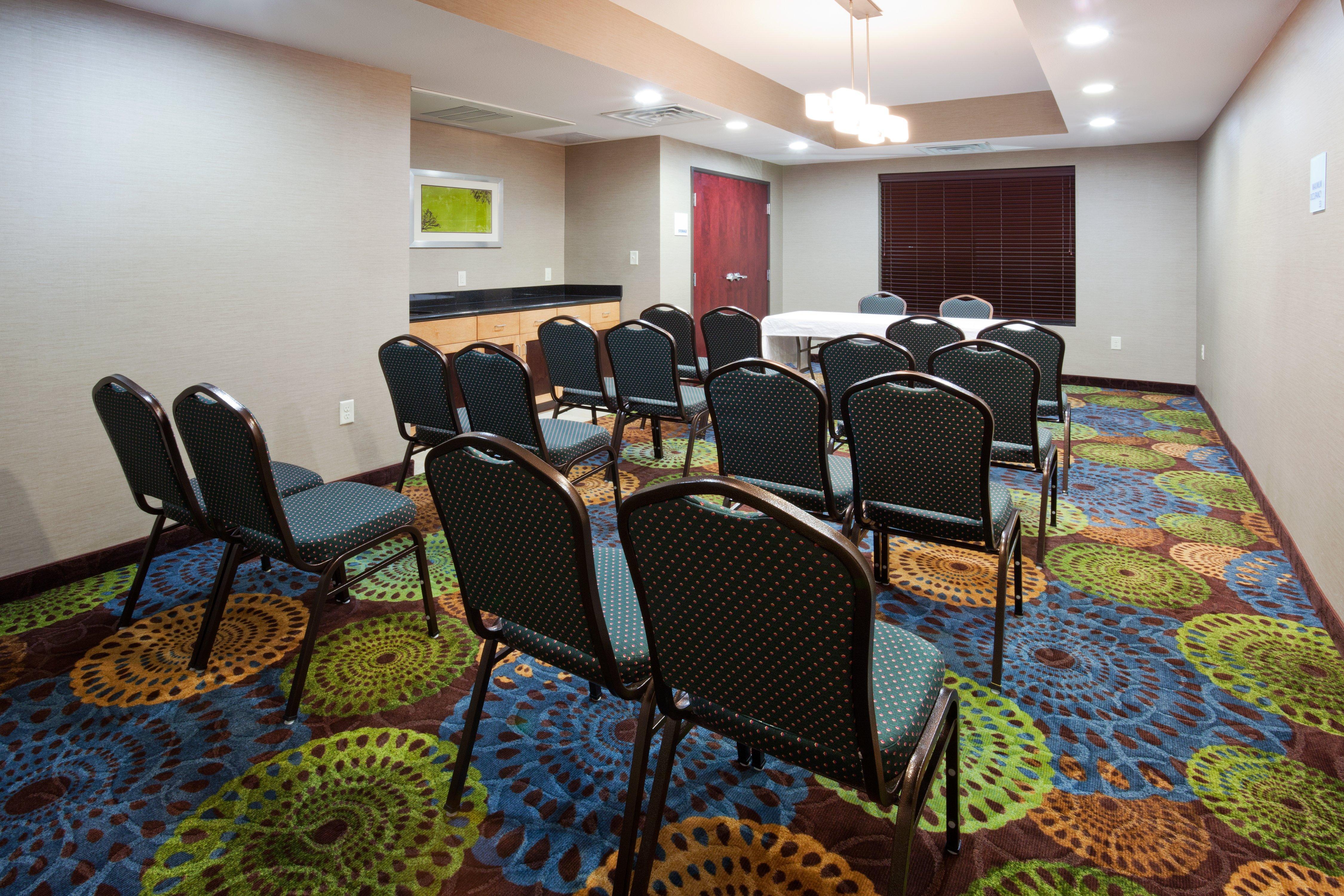 Holiday Inn Express And Suites Rochester West-Medical Center By Ihg Εξωτερικό φωτογραφία